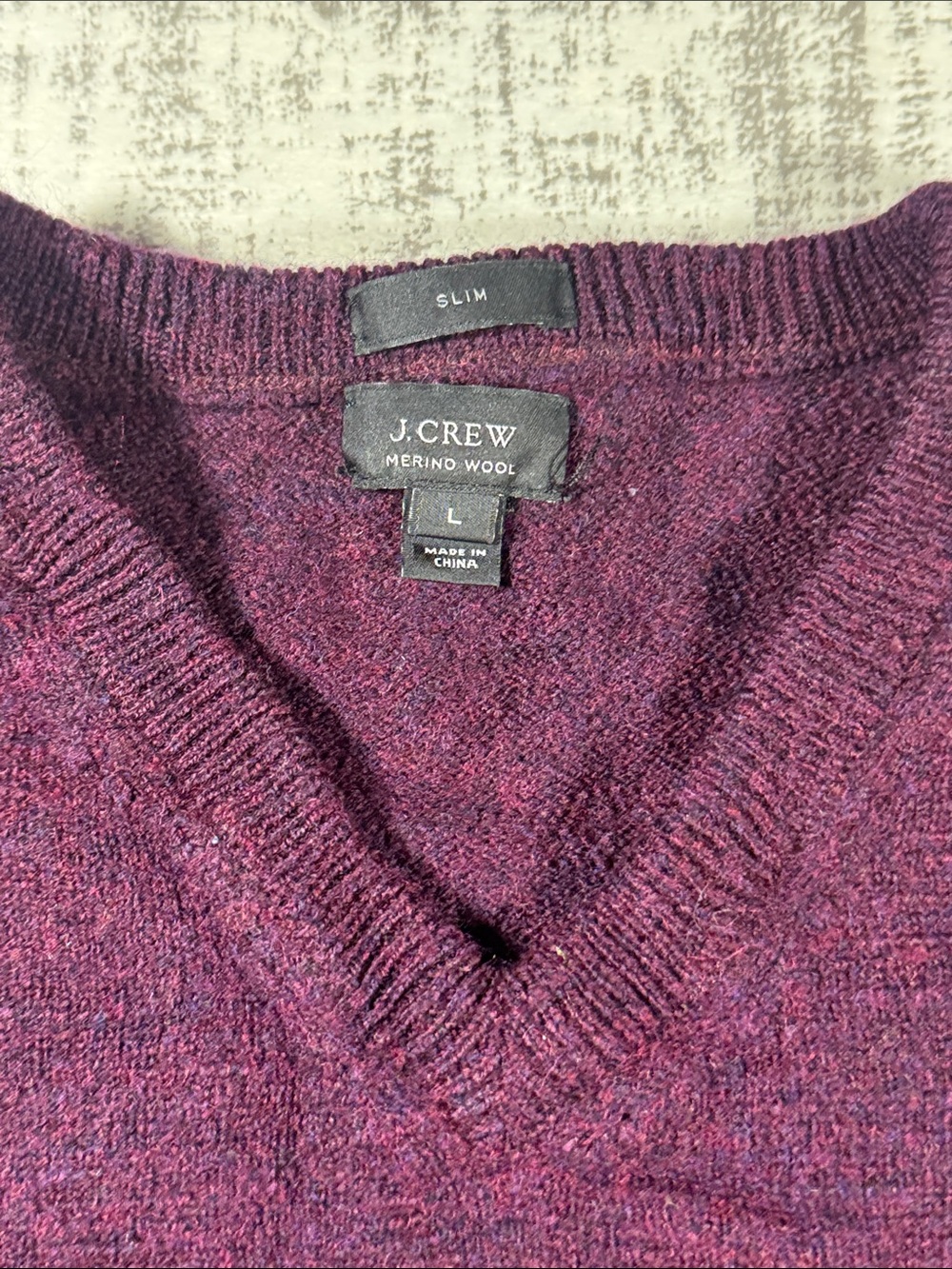 J. Crew Slim “MERINO WOOL” Elbow Patch V-Neck Sweater Maroon size L 22X19.5PTP - Picture 2 of 6